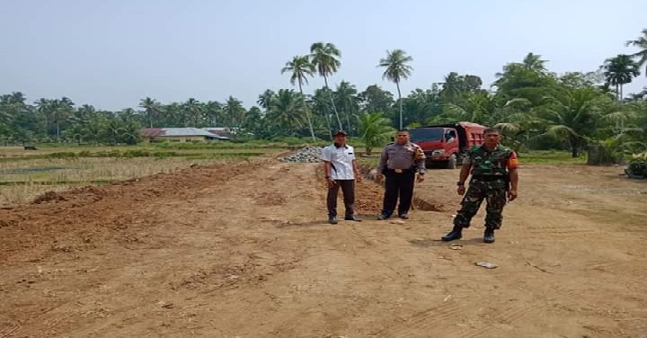 Tahap Awal dalam Pembukaan Jalan Korong Toboh Tangah - Korong Toboh Koto Panjang